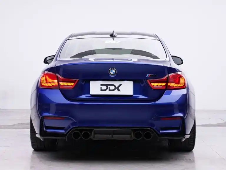 BMW M4 — миниатюра 4