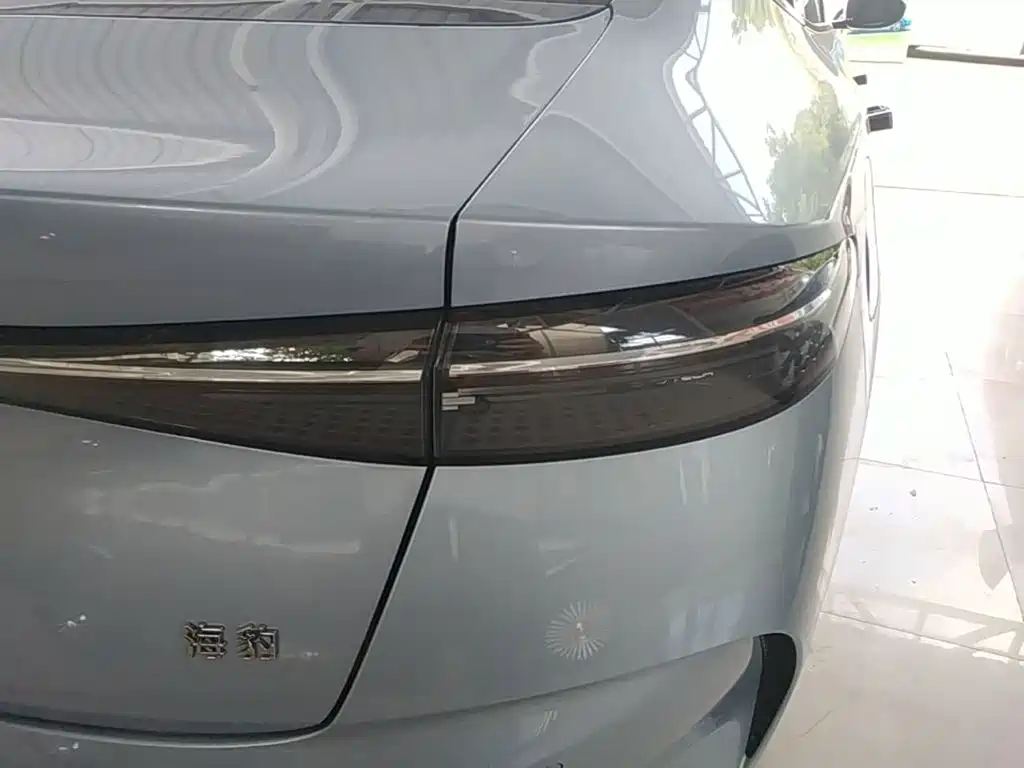 BYD Seal — миниатюра 8