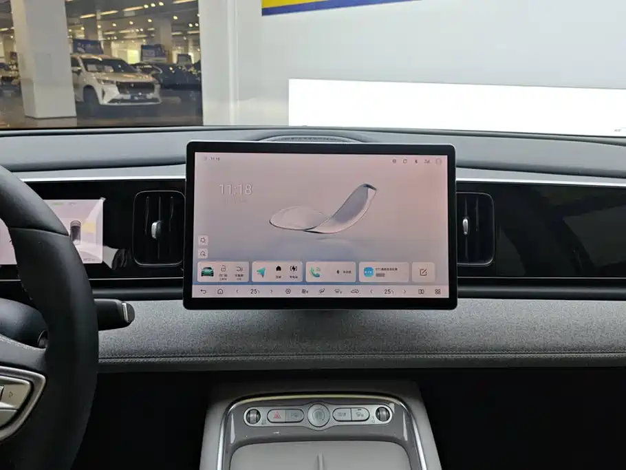 BYD Sealion 05 EV — миниатюра 13