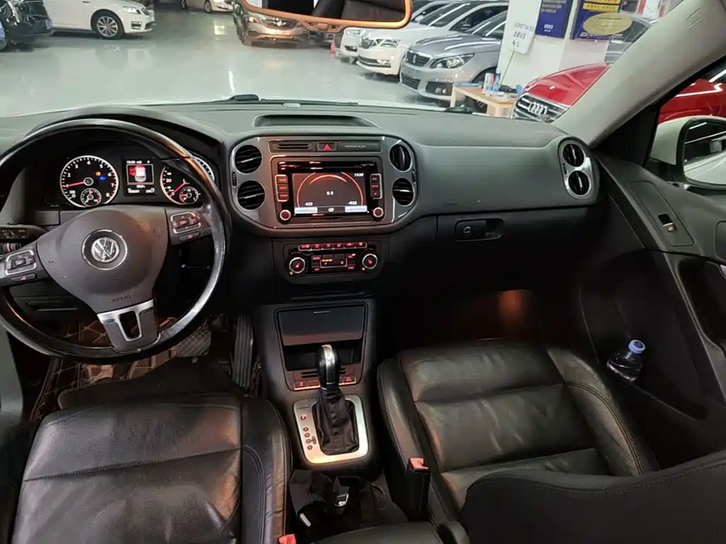 Volkswagen Tiguan — миниатюра 14