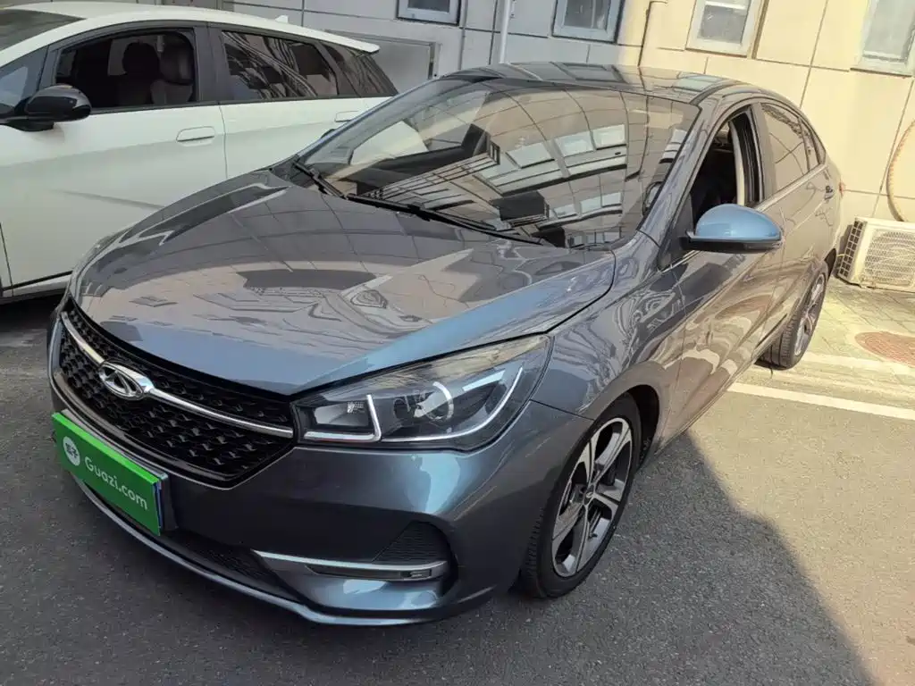 Chery Arrizo 5