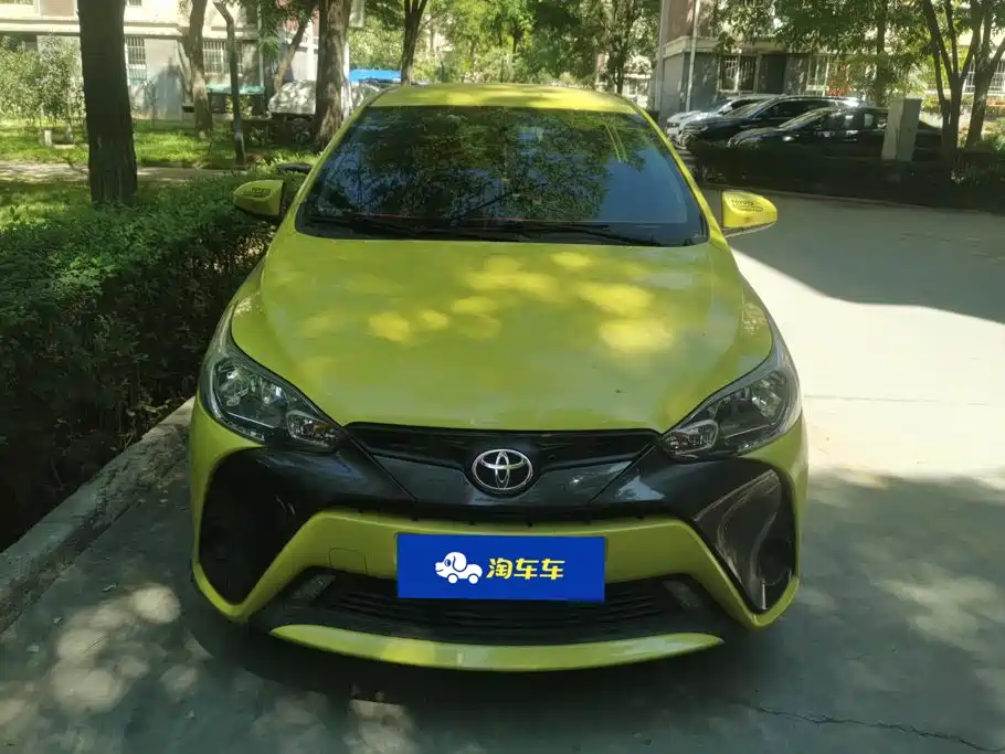 Toyota Yaris L — миниатюра 2