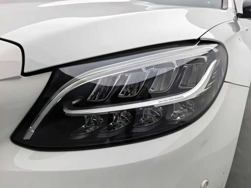 Mercedes-Benz C-Class — миниатюра 14