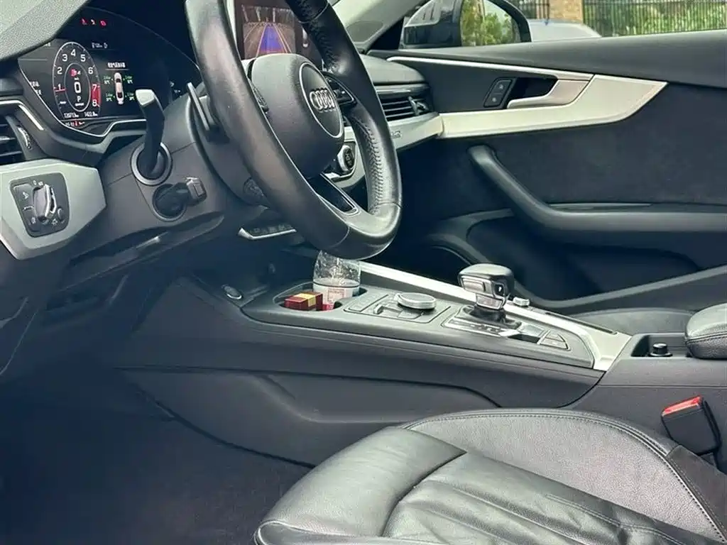 Audi A4L 2017 45 TFSI quattro Sport