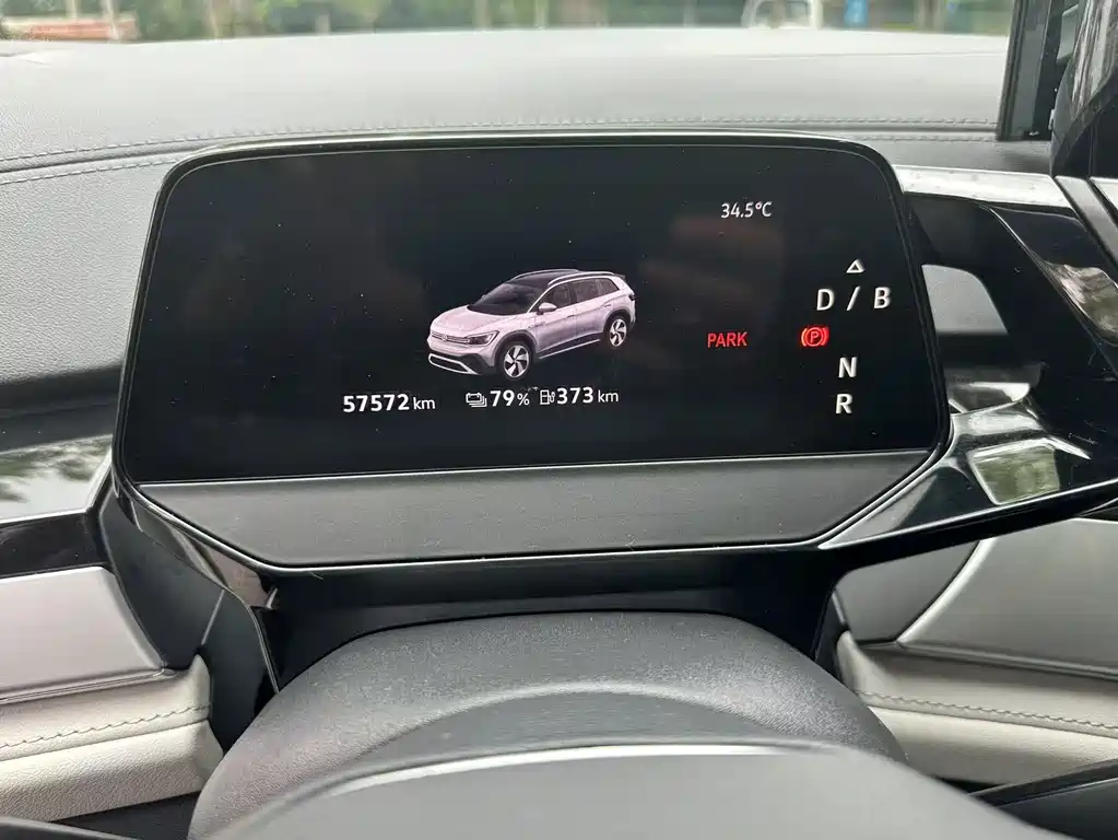 Volkswagen ID.6 Crozz — миниатюра 6