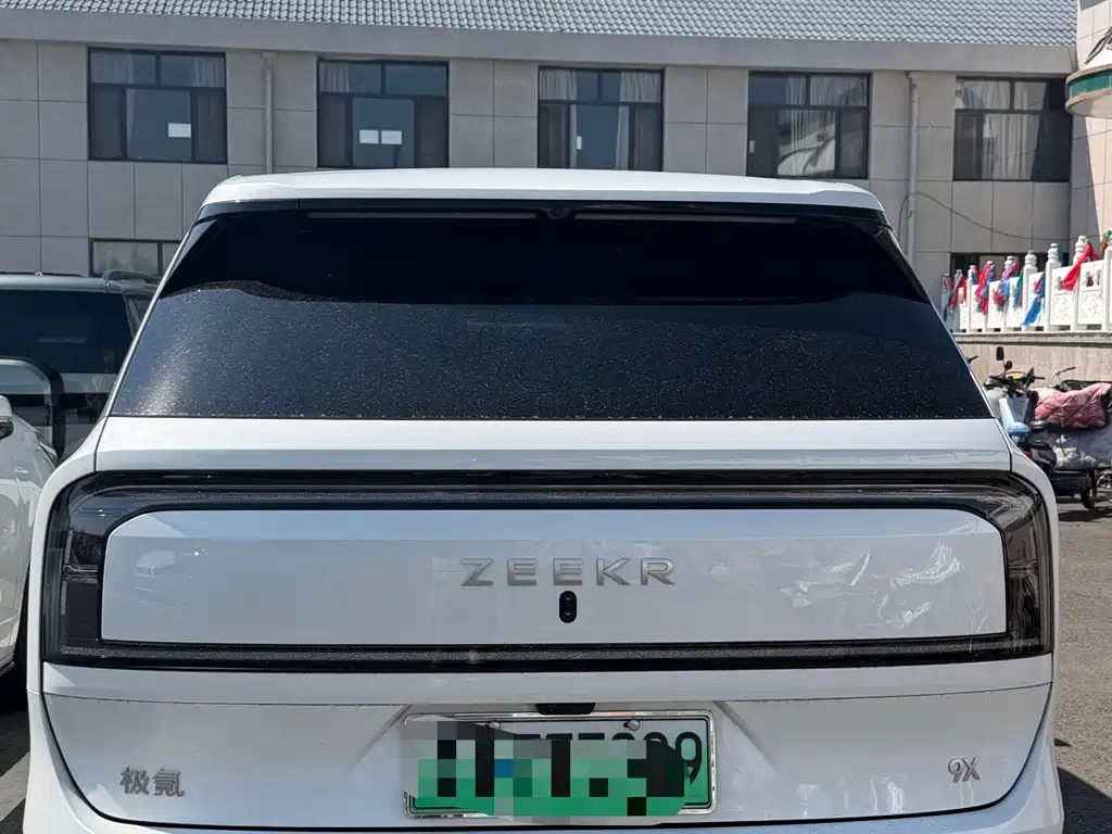 Zeekr 9X — миниатюра 6