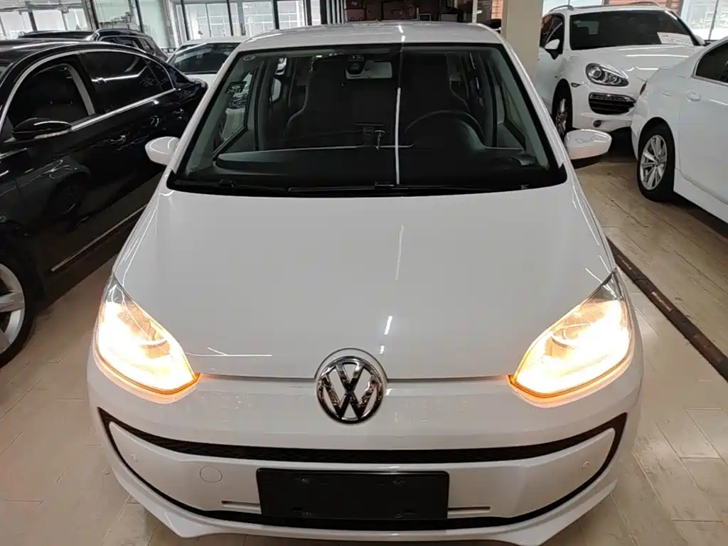 Volkswagen up! — миниатюра 3