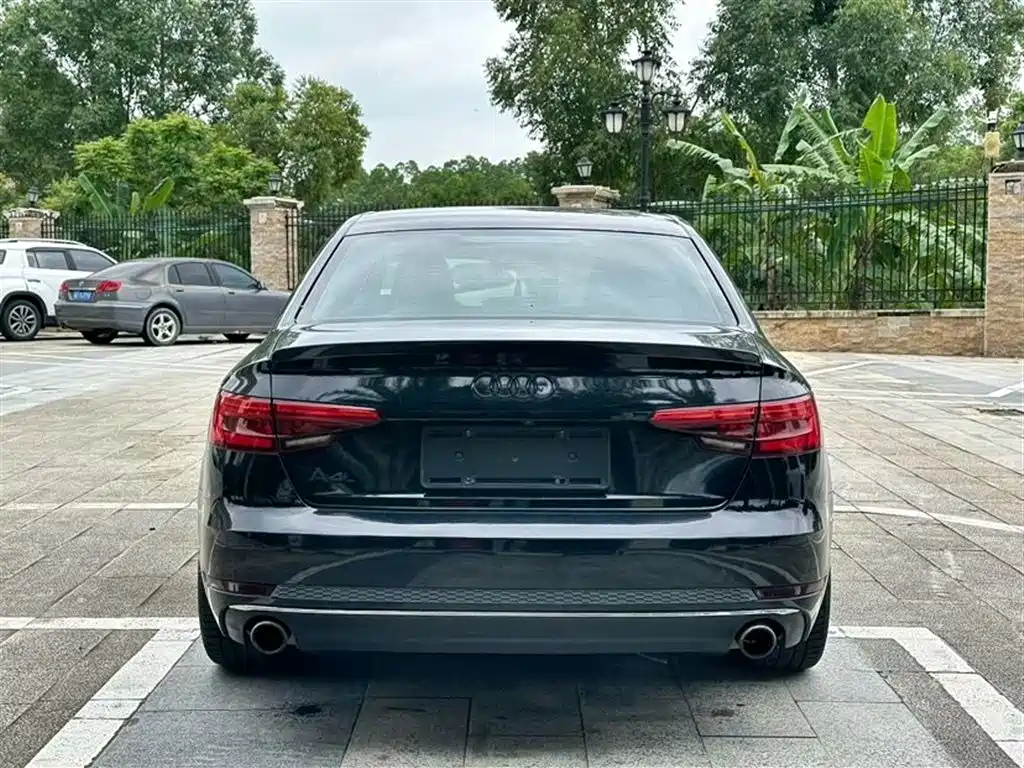 Audi A4L 2017 45 TFSI quattro Sport