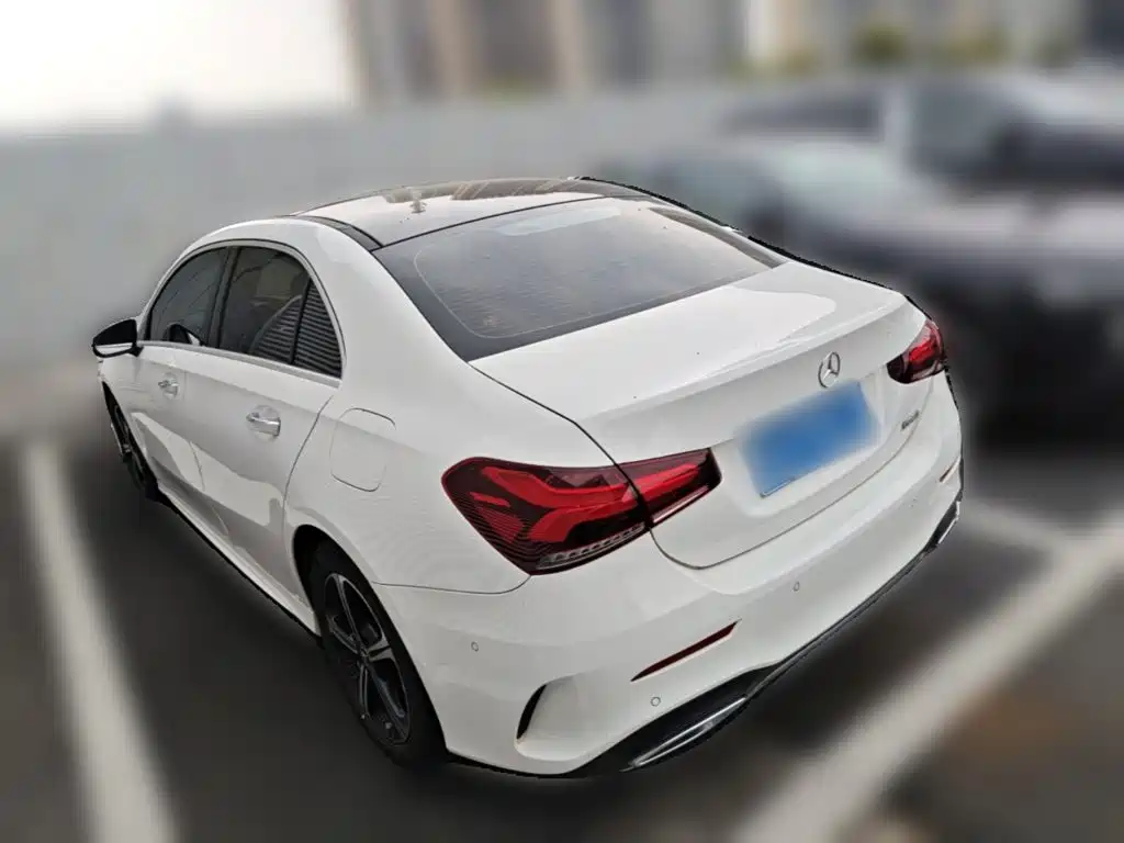 Mercedes-Benz A-Class — миниатюра 7