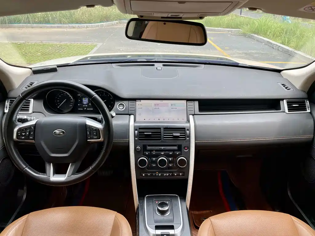 Land Rover Discovery Sport — миниатюра 15