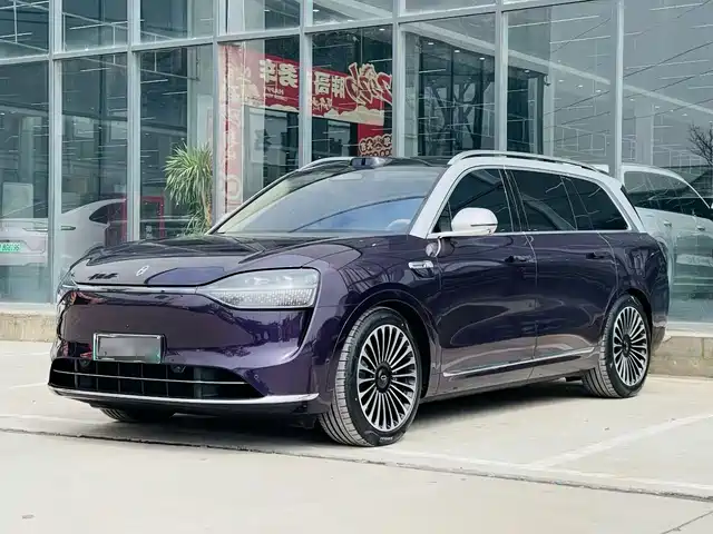 AITO ASK THE WORLD M9 2025