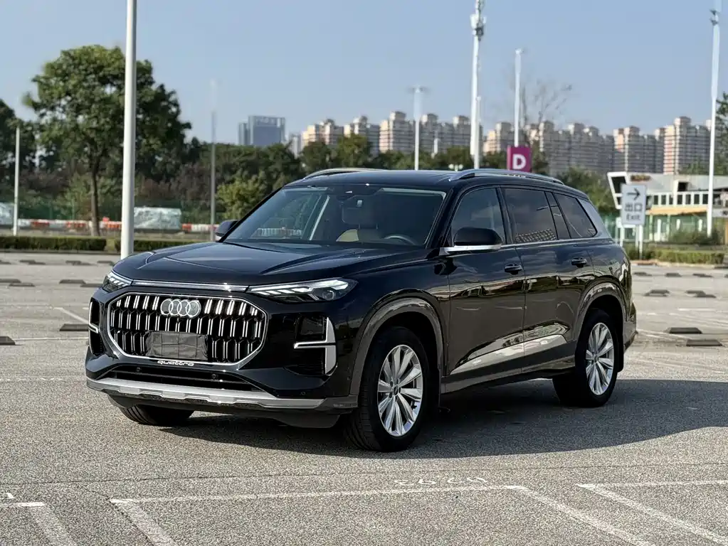 Audi Q6