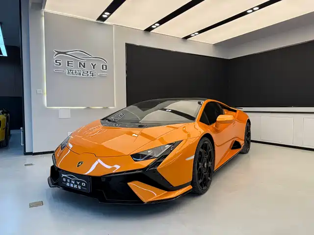 LAMBORGHINI HURACÁN