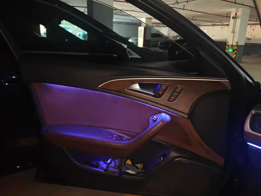 Audi A6L — миниатюра 7