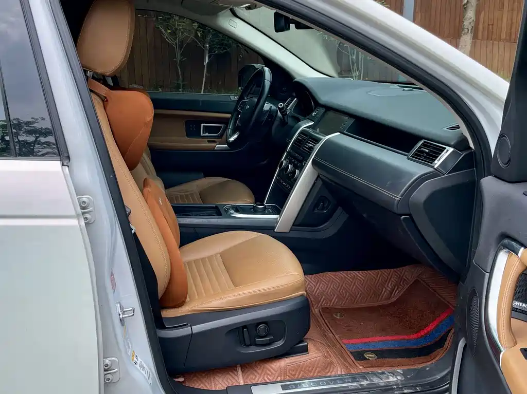 Land Rover Discovery Sport — миниатюра 8