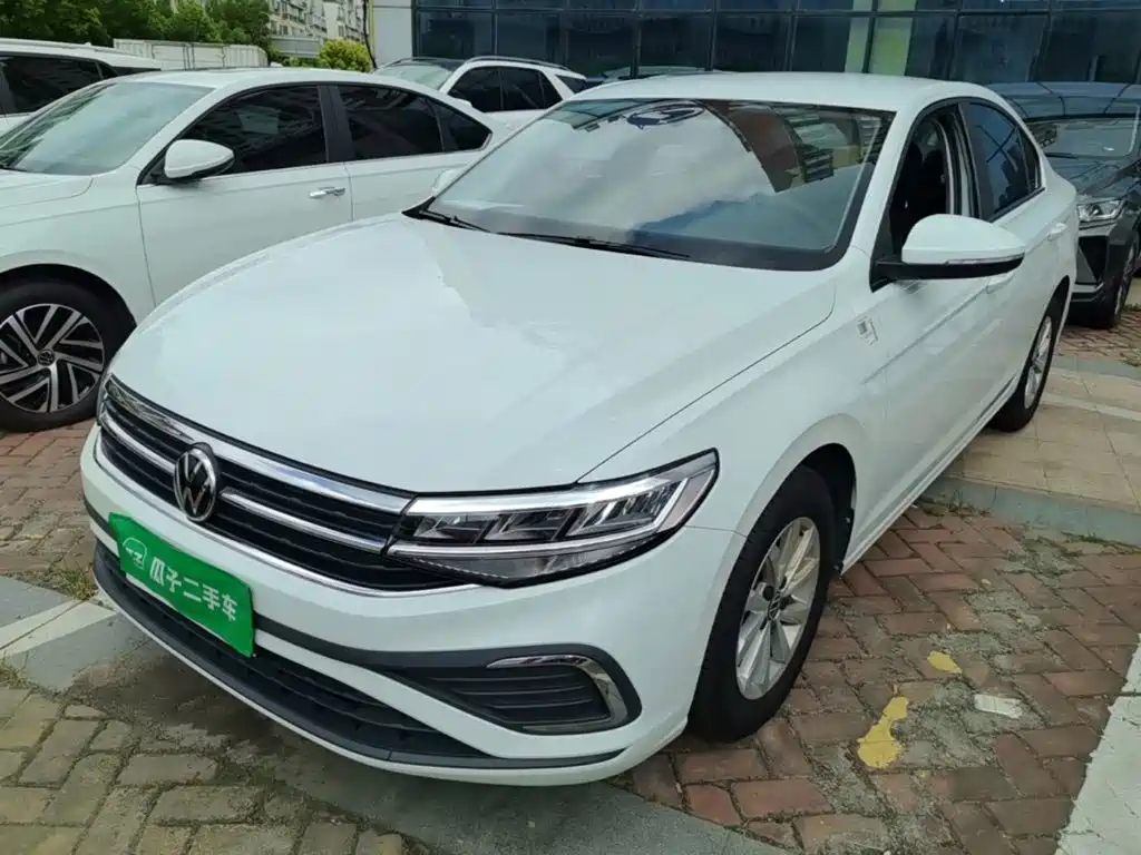 Volkswagen Bora — миниатюра 2