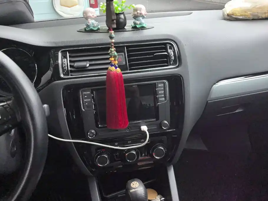 Volkswagen Sagitar — миниатюра 13