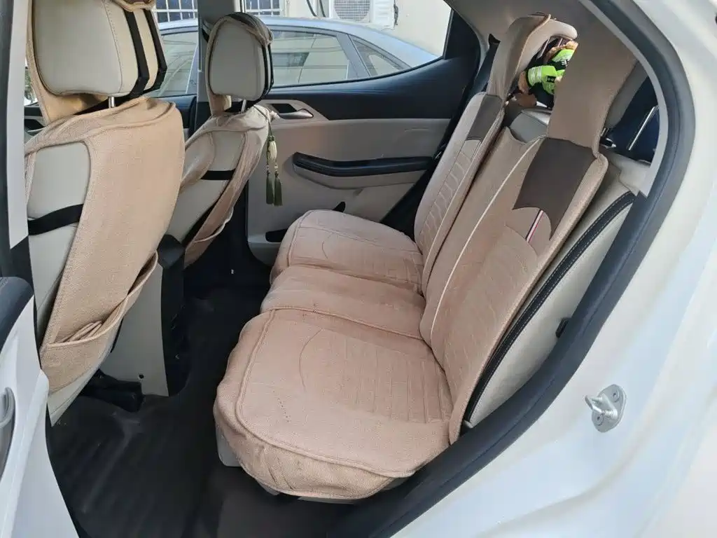 BYD Yuan Pro — миниатюра 13