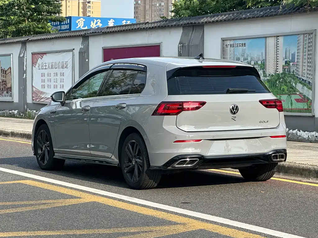 Volkswagen Golf — миниатюра 9