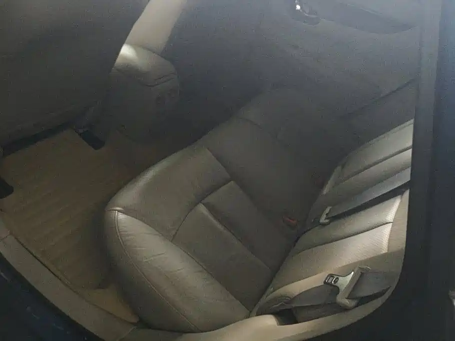 Nissan Tiida — миниатюра 11