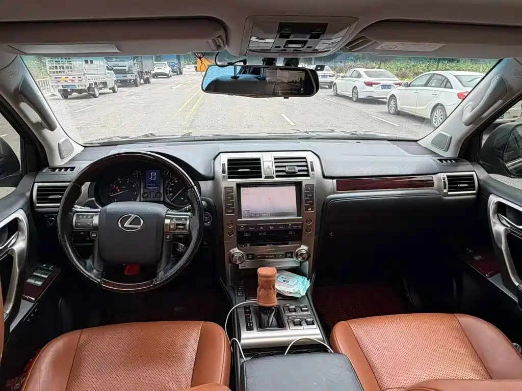 Lexus GX — миниатюра 6