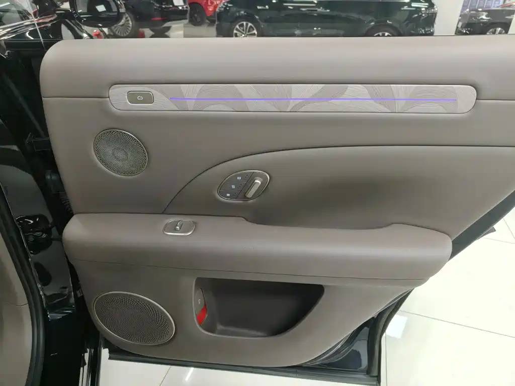IM IM LS6 — миниатюра 29