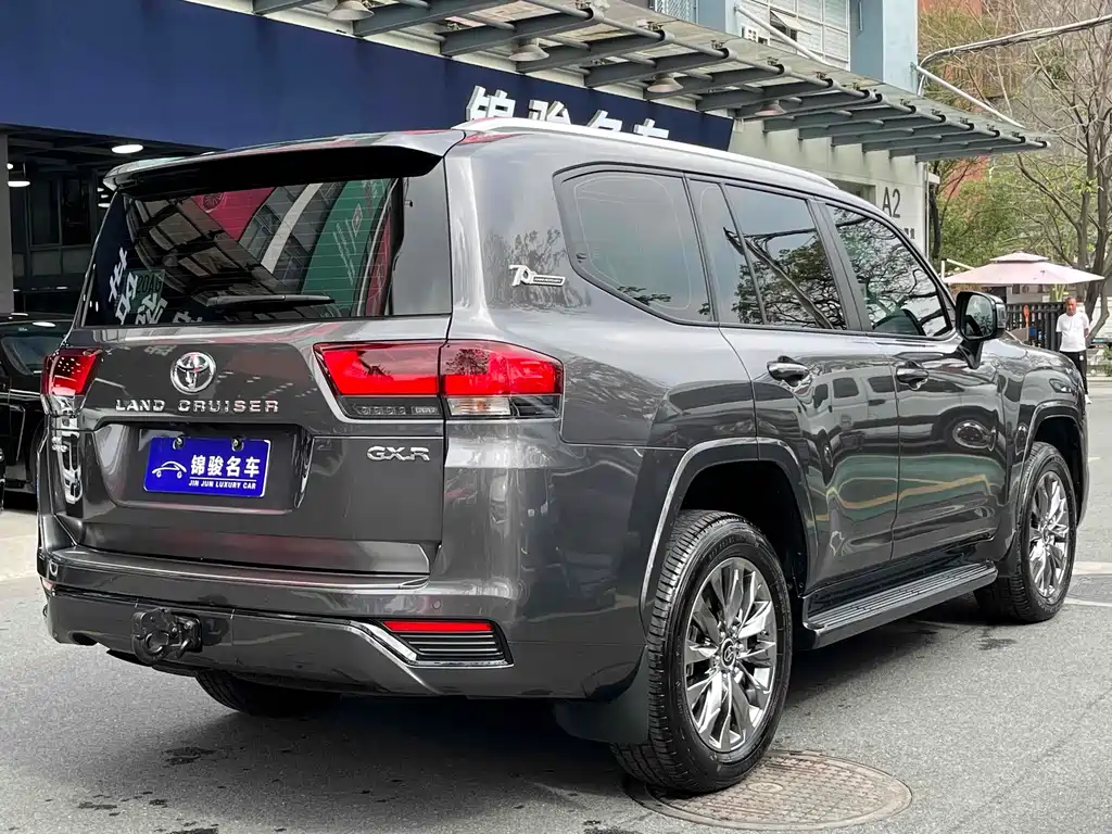 Toyota Land Cruiser — миниатюра 5