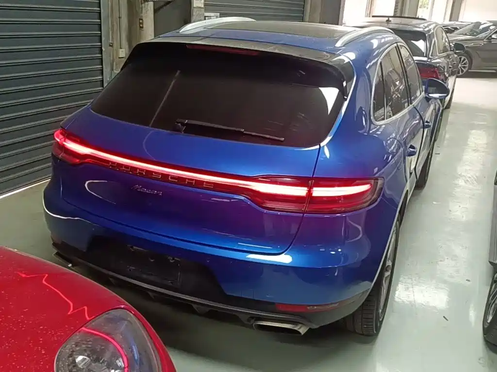 Porsche Macan — миниатюра 7