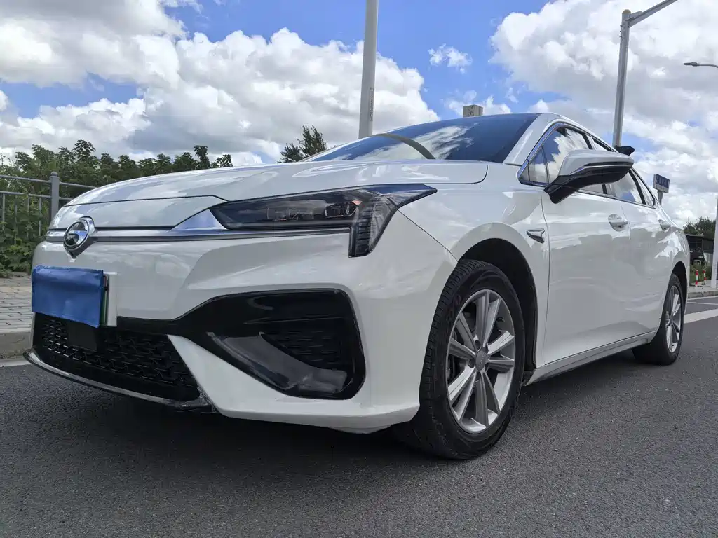Aion AION S