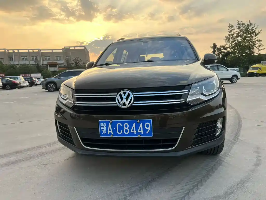Volkswagen Tiguan — миниатюра 2