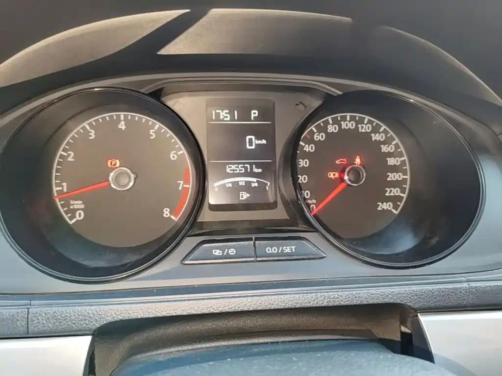 Volkswagen Lavida — миниатюра 17