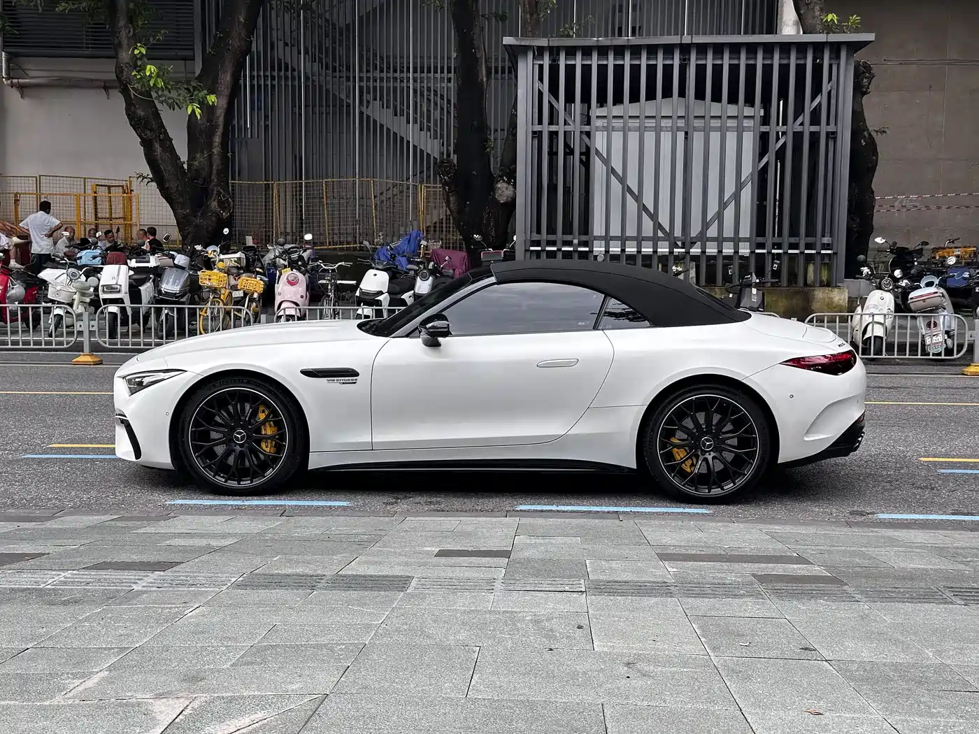 Mercedes-Benz SL-Class AMG