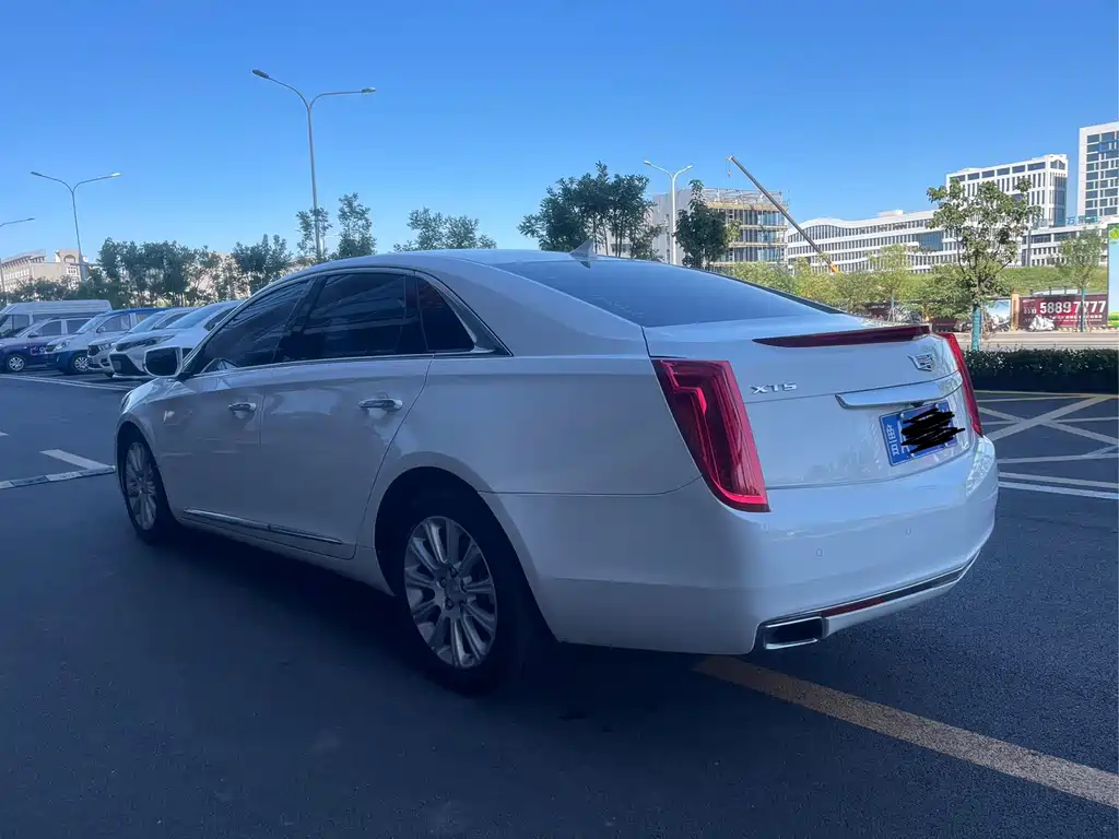 Cadillac XTS — миниатюра 9