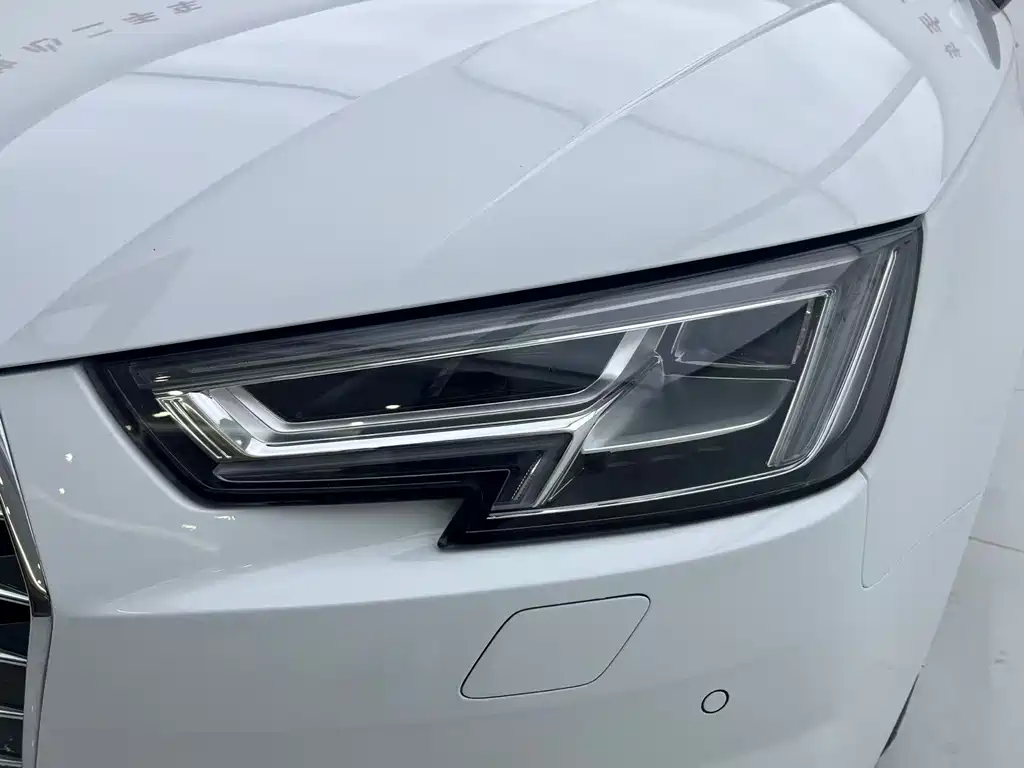 Audi A4L — миниатюра 4