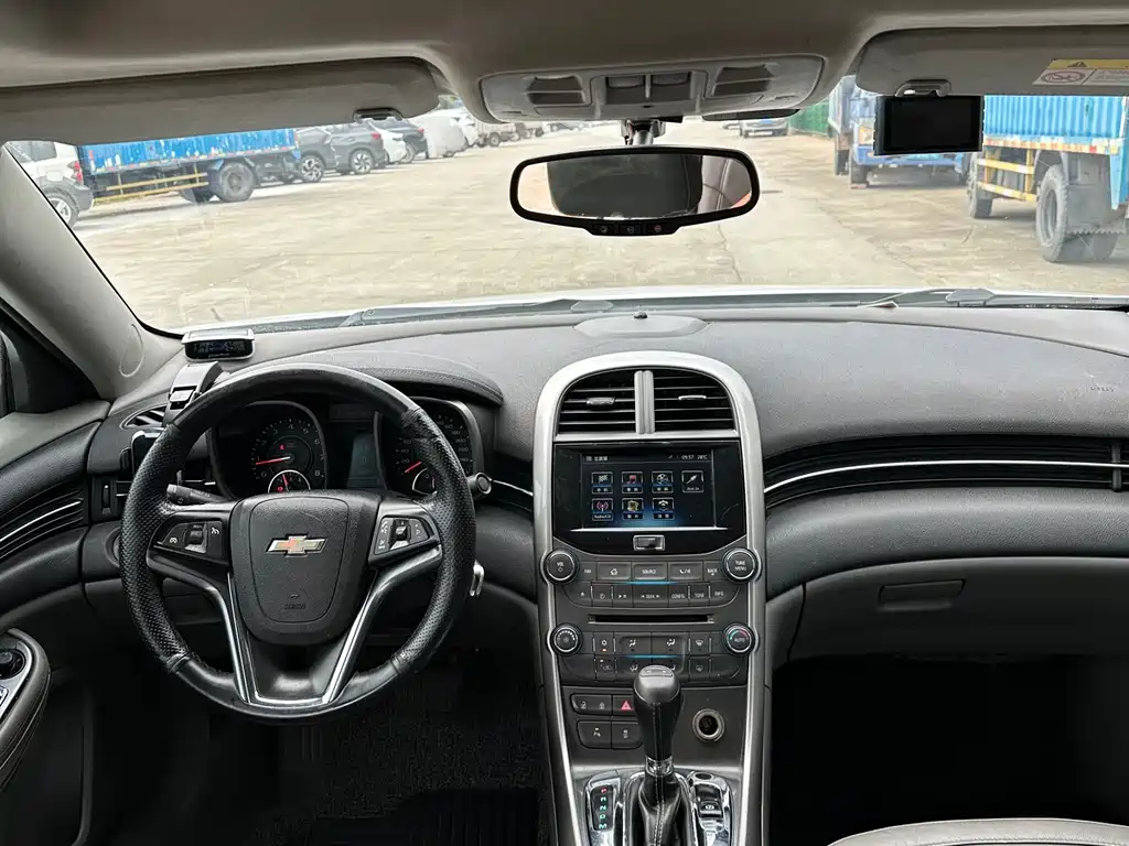 Chevrolet Malibu 2014 2.0L AT Luxury