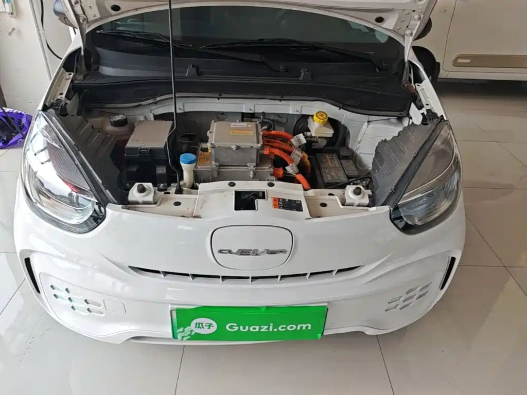 Roewe Clever — миниатюра 20