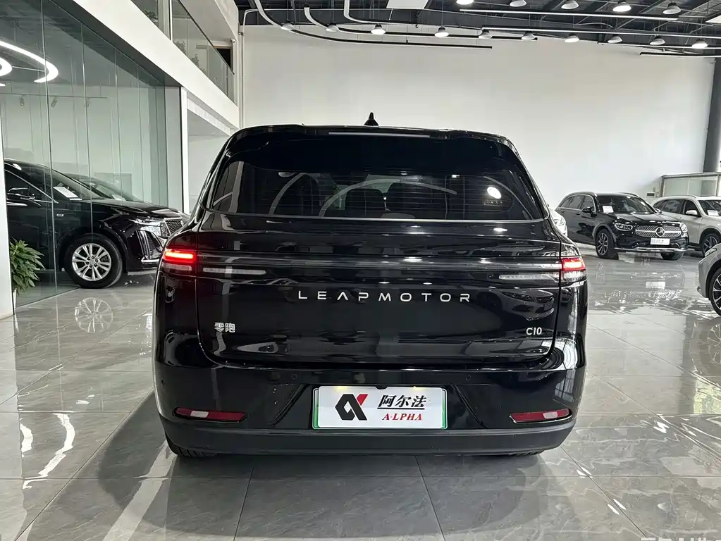 Leapmotor Leapmotor C10 — миниатюра 5