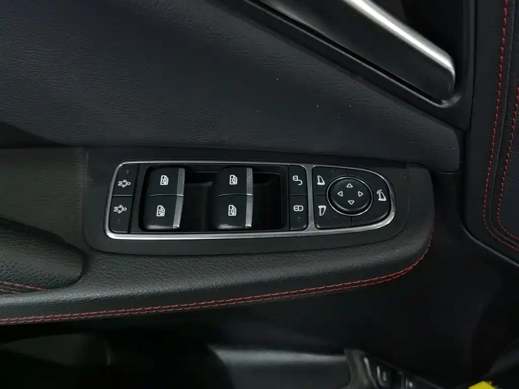 BYD Tang 2020 DM 2.0T Luxury 7 мест VI