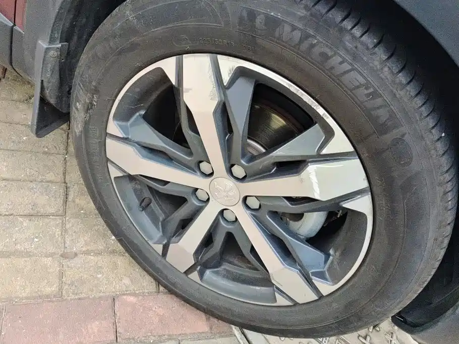 Peugeot 4008 — миниатюра 6