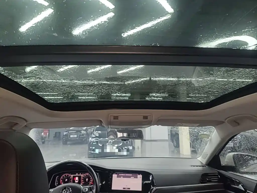 Volkswagen Sagitar — миниатюра 18