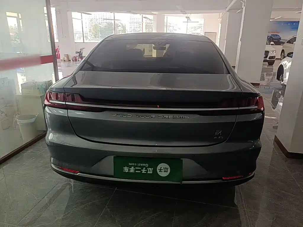 BYD Han — миниатюра 6