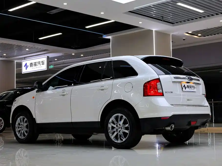 Ford Edge (Import) — миниатюра 5