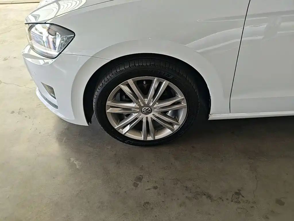 Volkswagen Golf Sportsvan — миниатюра 23