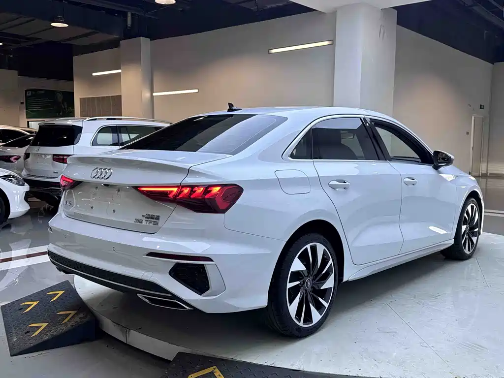 Audi A3 2023 A3L Limousine 35 TFSI Fashion Sport