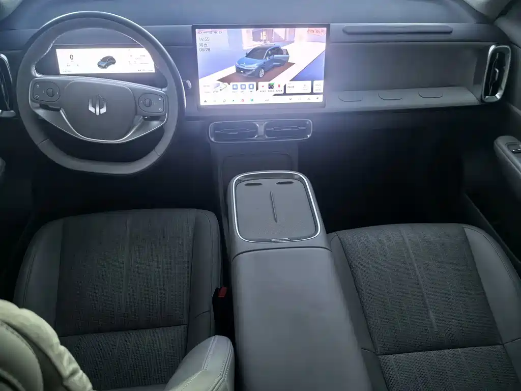 Leapmotor Leapmotor B10 — миниатюра 6