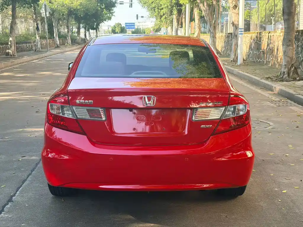Honda Civic — миниатюра 8