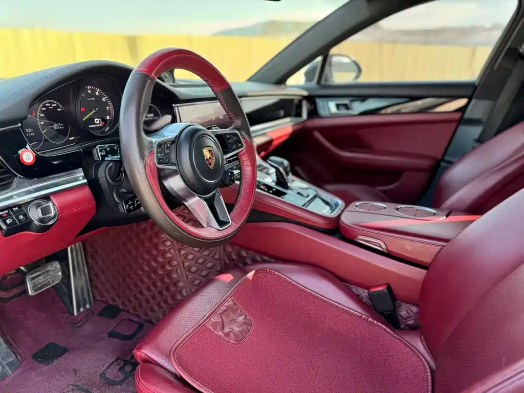 PORSCHE PANAMERA NEW ENERGY