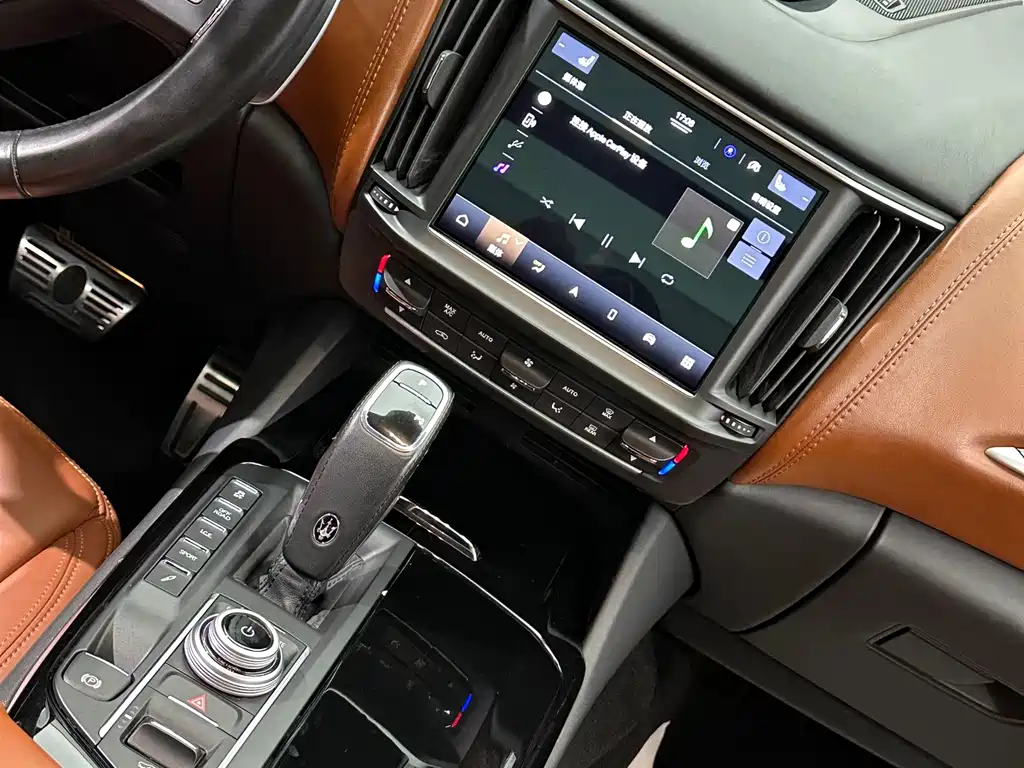Maserati Levante — миниатюра 24