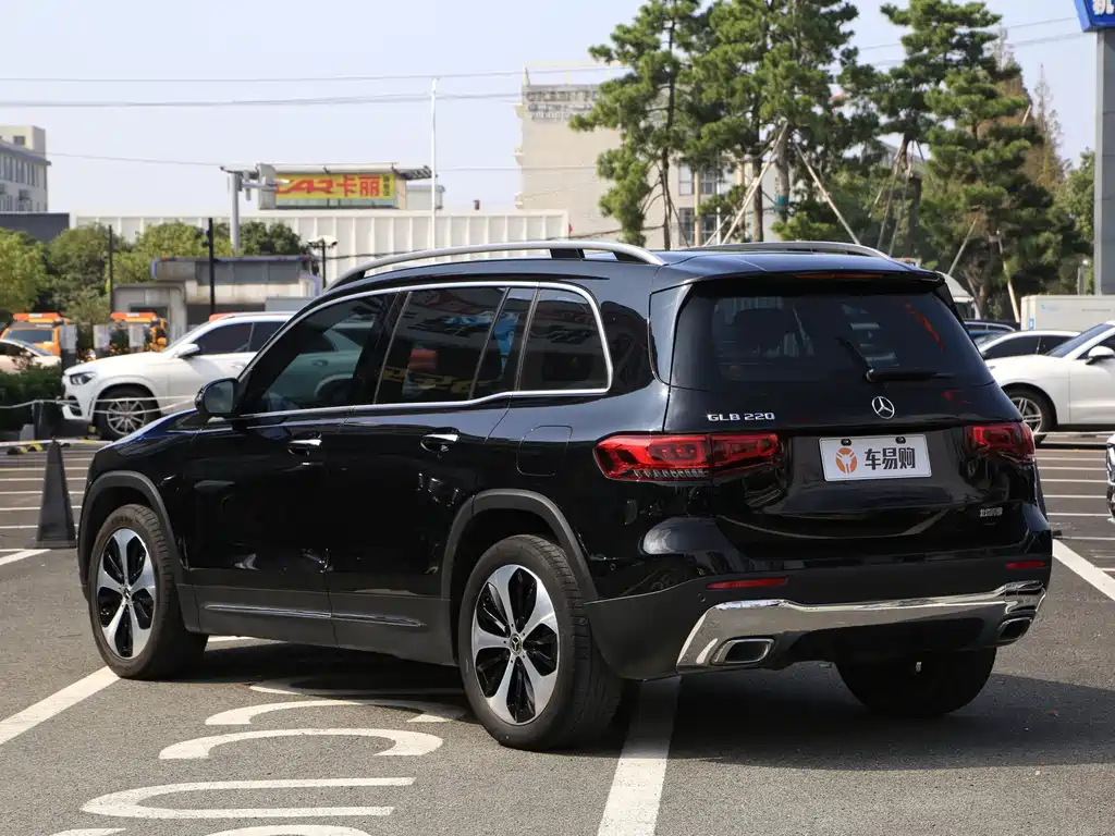 Mercedes-Benz GLB — миниатюра 19