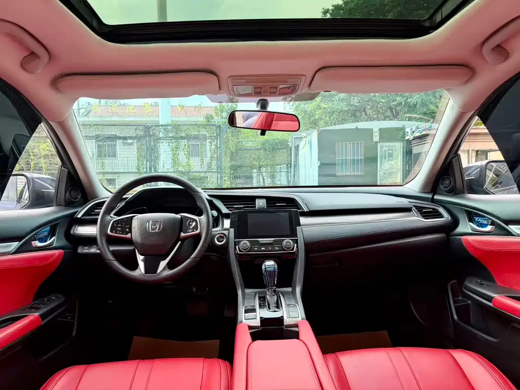 Honda Civic — миниатюра 5